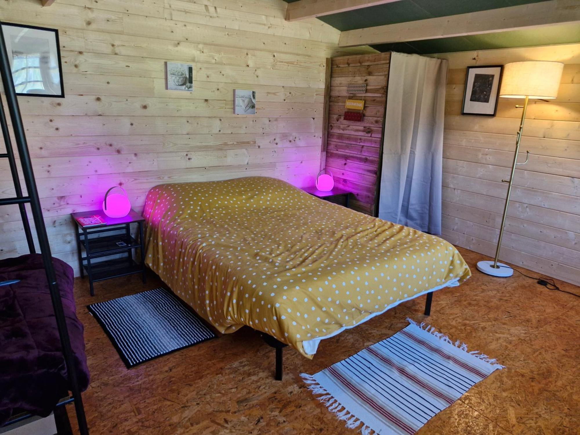 La Cabane Des Lucioles Saint-Julien-Boutieres Eksteriør billede
